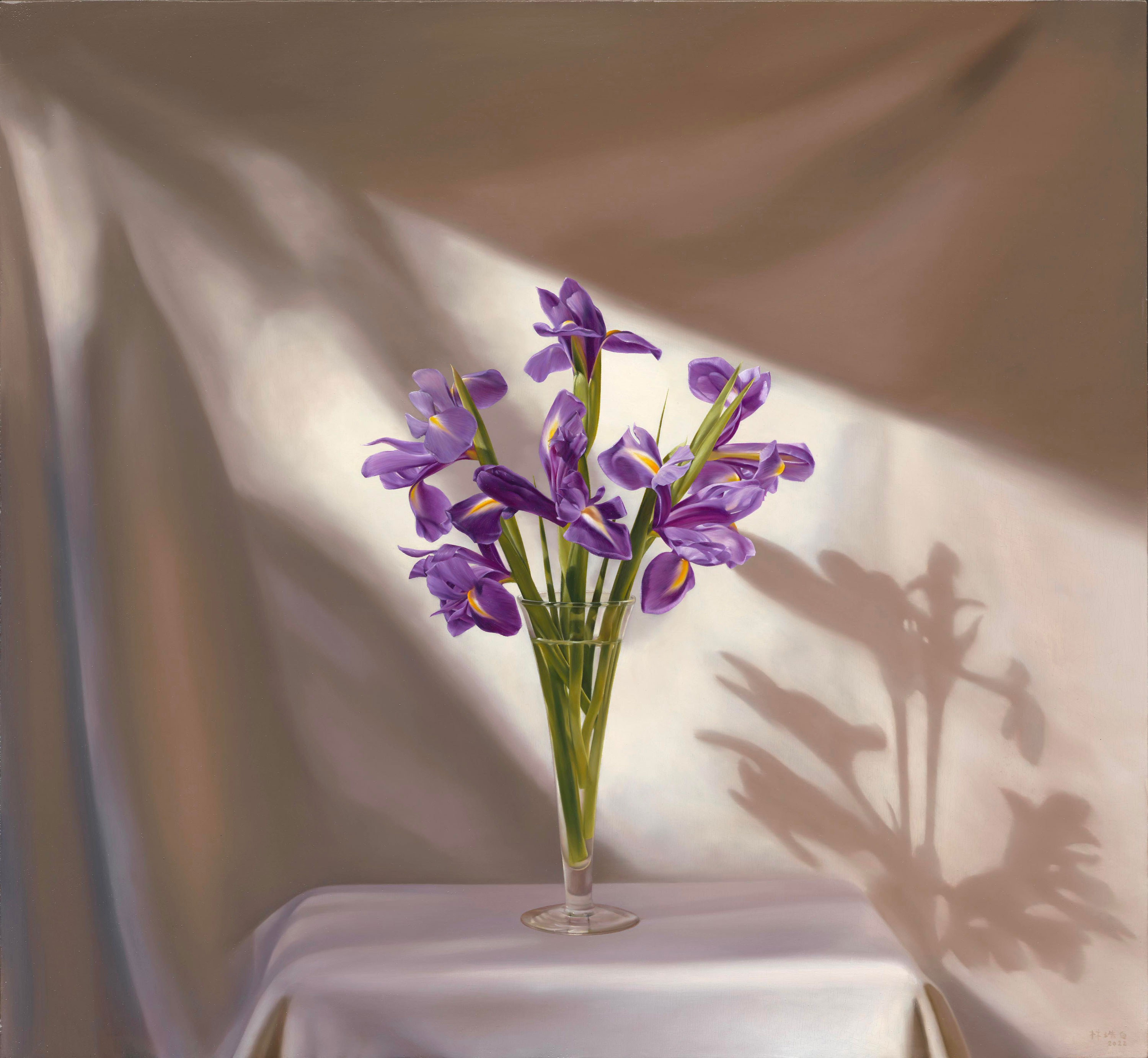 Fine Moments|美好時光作品-Warm Sun and Purple Irises|暖陽與紫色鳶尾花|,Oil on linen mounted on
					panel|油彩木板裱麻,60 x 65 cm|2022